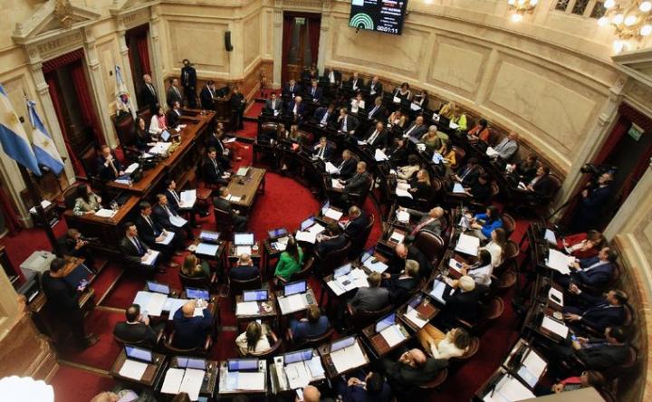 Senado de la Nación:  Se subieron los sueldos y pasarán de $1,9 millones a $6,7 millones