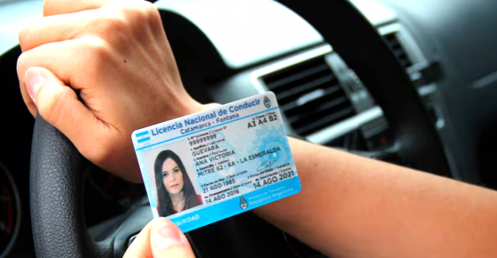 Licencia de conducir más cara: el Gobierno autorizó un aumento para obtener la documentación