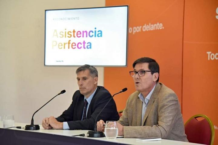 Casi 41 mil docentes recibieron el premio a la Asistencia Perfecta 