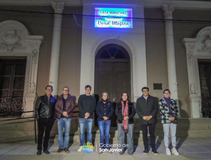 Homenaje al fundador de San Javier en el edificio municipal 