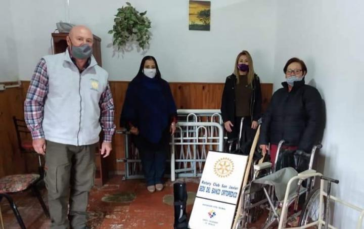 El Grupo Solidario La Brava y Rotary San Javier en una noble actividad 
