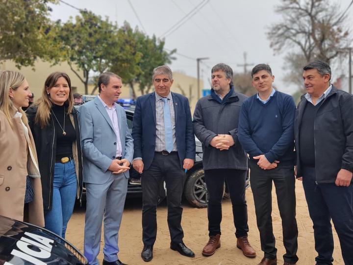 Calchines cuenta con un nuevo móvil policíal