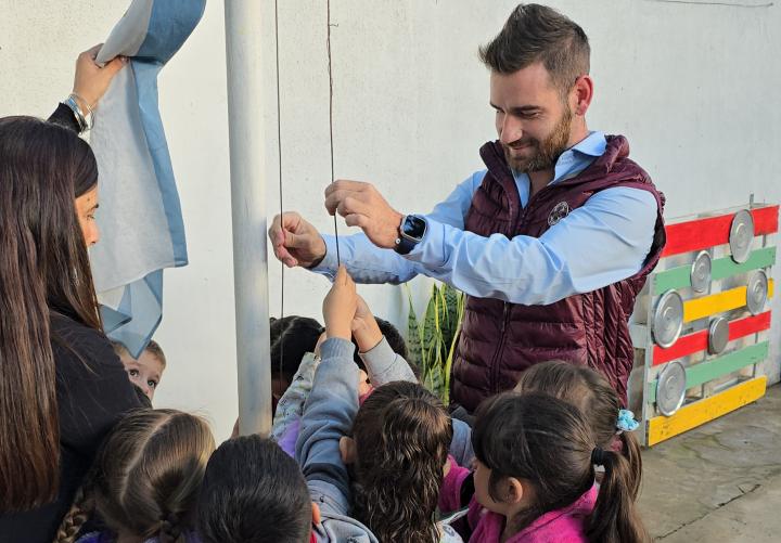 El Senador Oscar Dolzani confirmó tres nuevas aulas para escuelas 