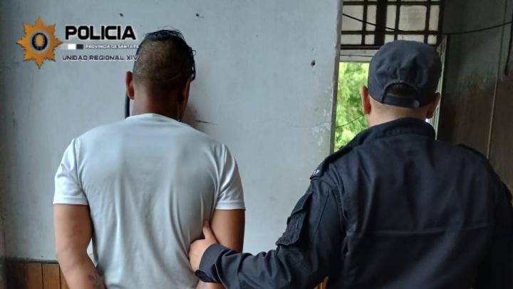 Masculino detenido por ejercer violencia de género 