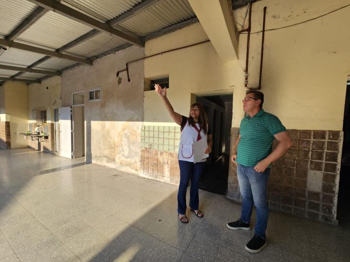 Borla confirmó más aportes para obras en dos escuelas 
