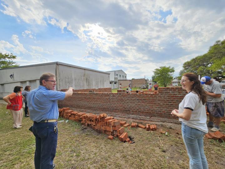 Inicio de ciclo lectivo con 12 aulas en construcción y dos en inauguradas en el departamento