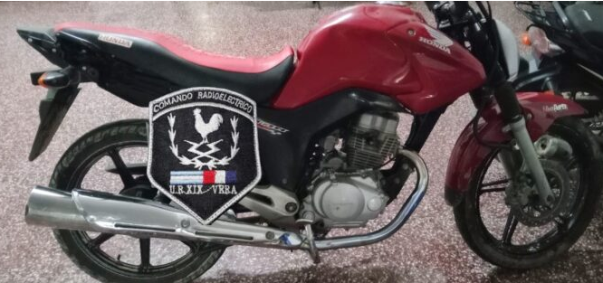 En Vera, la policia recuperó una moto que había sido robada en San Javier