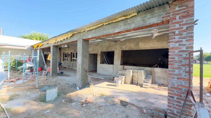 Cayastá avanza en la construcción de dos nuevas aulas