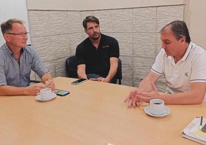 Paraná Medio: el Senador Baumgartner se reunió con directivos de la empresa 