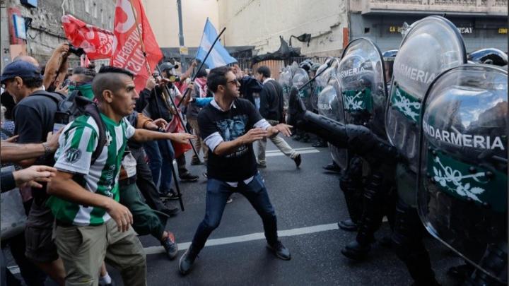 Incidentes en el Congreso por la marcha de jubilados