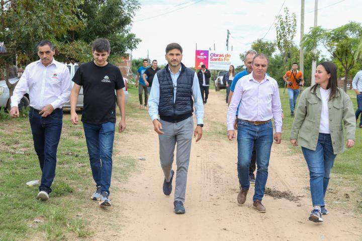 Pullaro recorrió obras que financia la Provincia en el departamento Garay