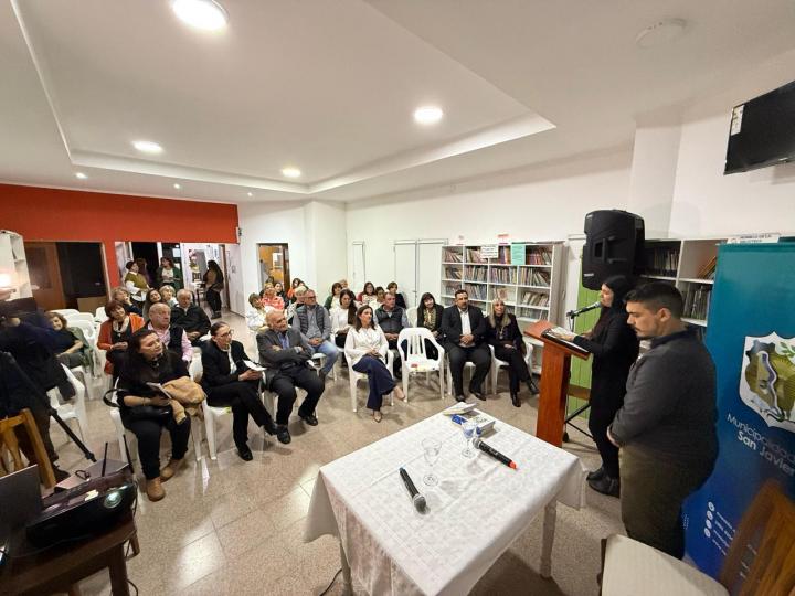 San Javier homenajeó a Edmundo Rostand en el 102º aniversario de su natalicio