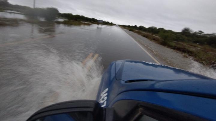 Colonia Duran: dos familias evacuadas debido al temporal
