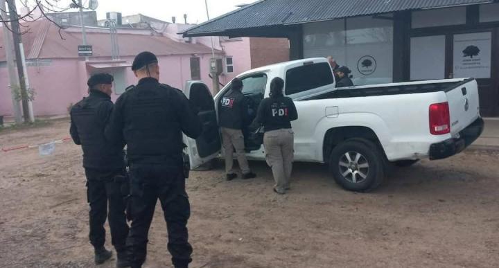 Crespo: apareció la camioneta del delincuente pero el sujeto se esfumó