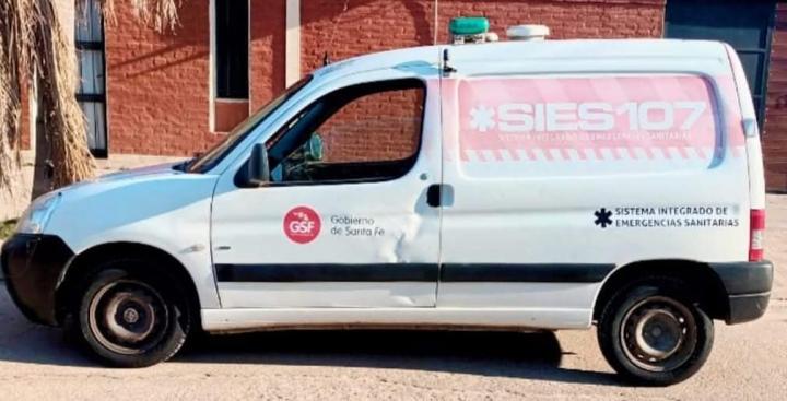 Colonia Teresa: reparación de la ambulancia comunal con fondos propios