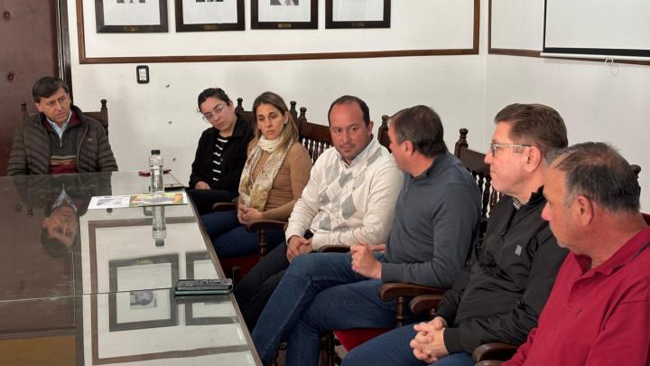 Pavimentación San Justo-Saladero: 