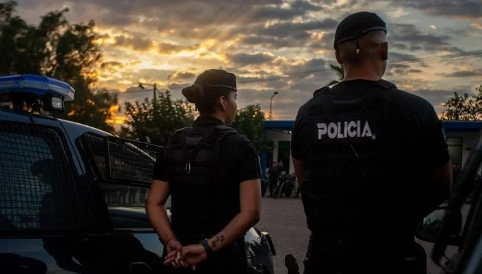 Renuncias, estrés y abandono: la crisis policial se profundiza en todo el país