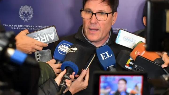 Aumento a docentes santafesinos: el ministro Goity confirmó se pagará por decreto