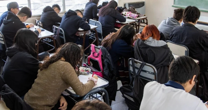 A 6 de cada 10 estudiantes adolescentes les preocupa su futuro