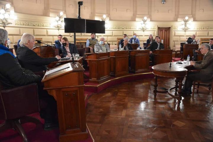 El Senador Baucero y sus pares se reunieron con Cooperativas de electricidad y el directorio de la EPE