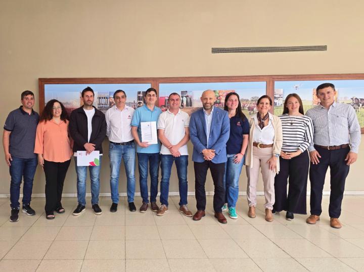 Un nuevo paseo junto al arroyo: Santa Rosa de Calchines transforma su costa