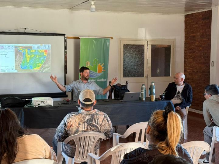 San Javier impulsa la capacitación en tecnología aplicada al cultivo de arroz