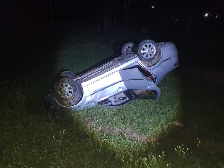 San Javier: se cayó con el auto en la defensa del Boulevard 
