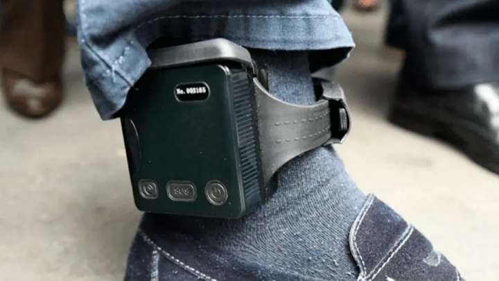 Santa Fe adquiere tobilleras duales para casos de violencia de género: monitorea a la víctima y al agresor