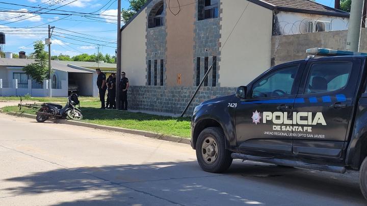 San Javier: una moto y una bici chocaron en Hipólito Irigoyen 