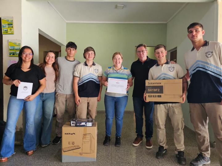 Inversión en infraestructura y equipamiento escolar del departamento 