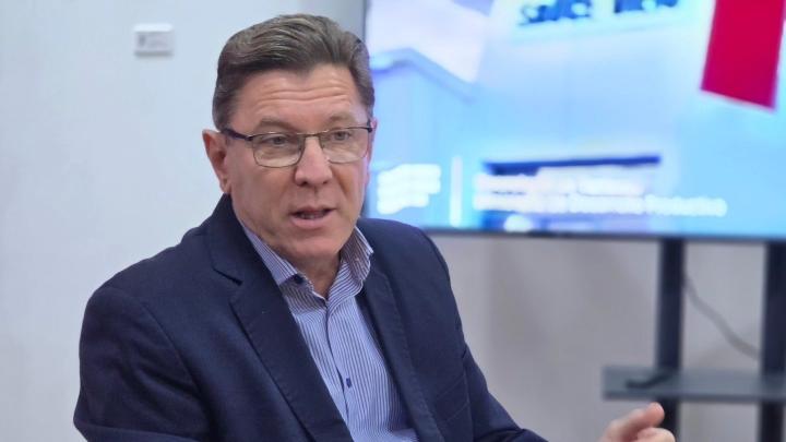 “Actualmente hay una inversión en la red vial provincial de más de 25 mil millones de pesos